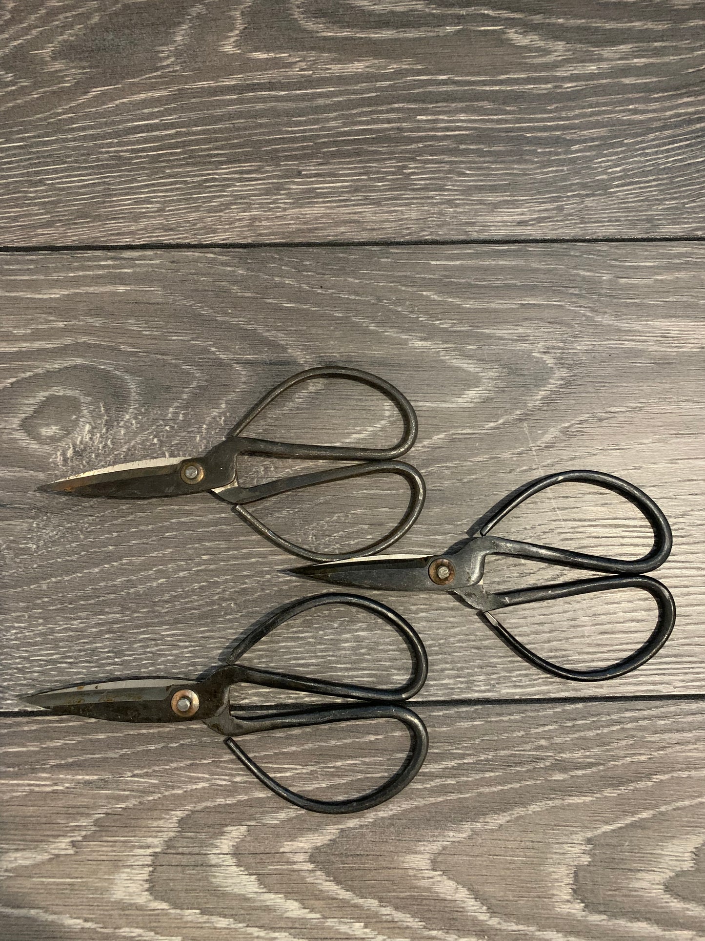 Vintage scissors replica
